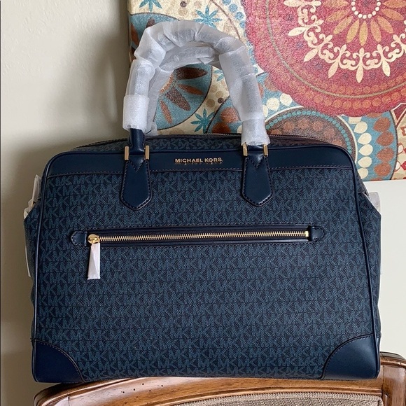 Michael Kors Admiral Blue Weekender - Picture 1 of 9